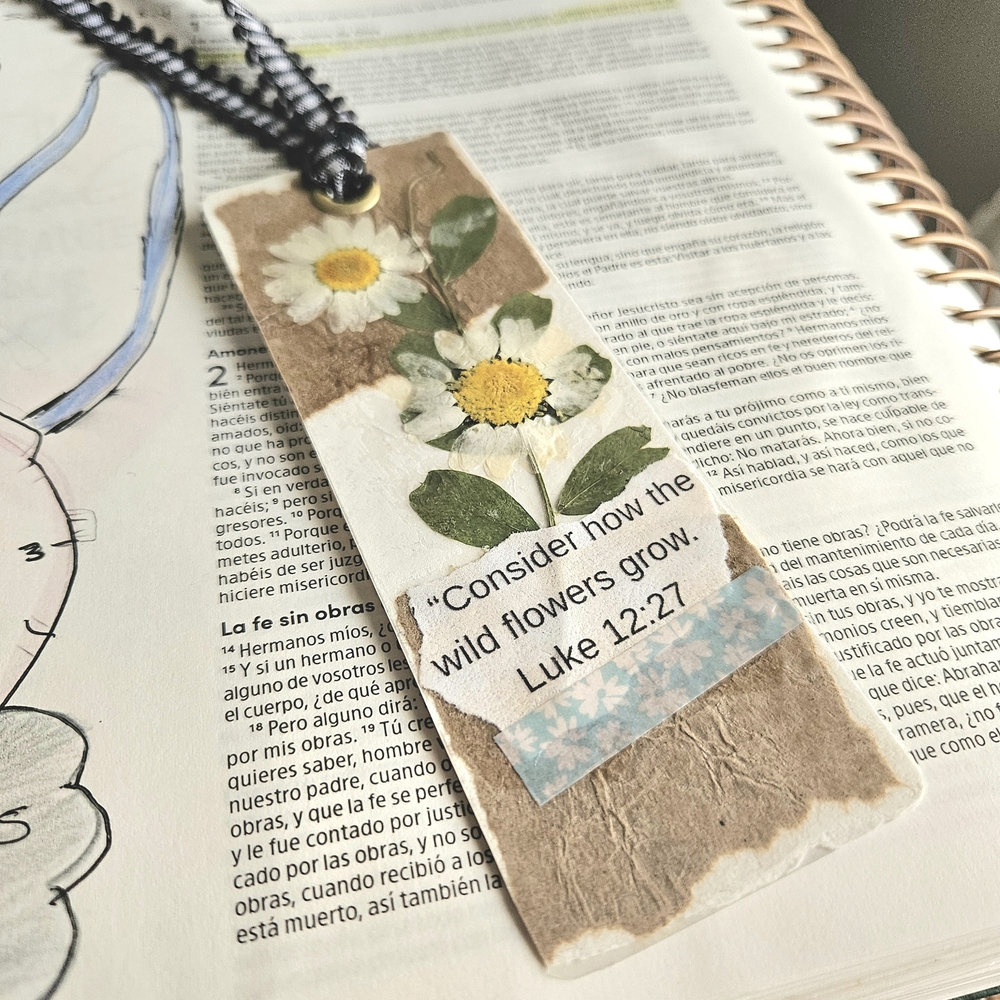 Handamde Pressed Flower Journaling Bible Verse Bookmark